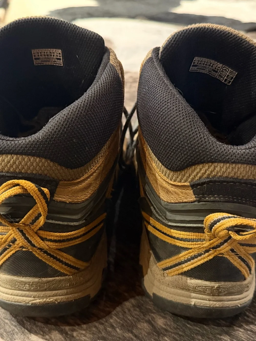 Keen Men's Hiking Boots Brown and Black size 12